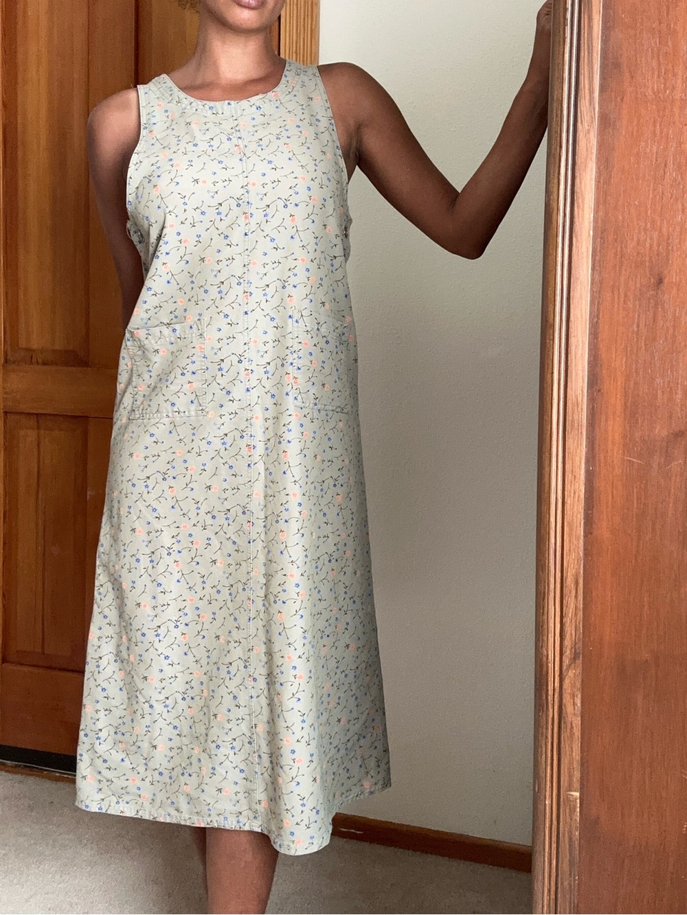 Sleeveless Cream Floral Midi Dress